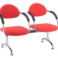 Cadeiras e Longarinas Presence apresenta praticidade e descontrao nas mais variadas cores, revestimento em courvin ou crepe, base cromada ou tubular preto, apresentando simplicidade e elegncia a ambientes profissionais, clnicas, consultrios, salas de espera sofisticadas